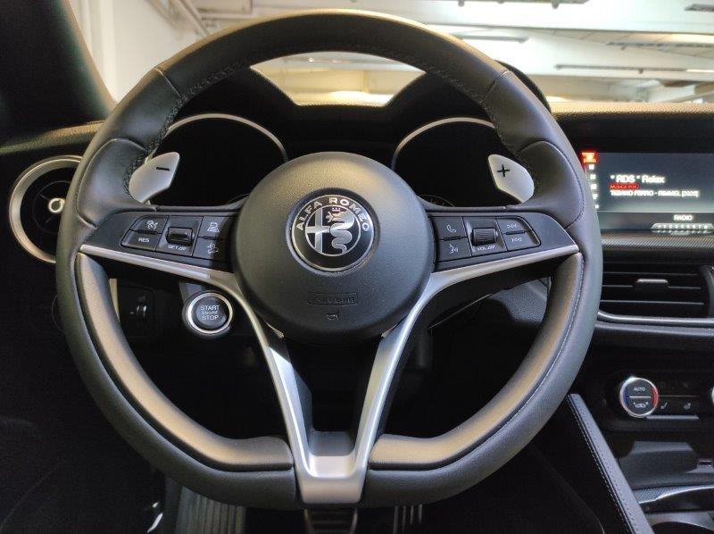 ALFA ROMEO Stelvio - Stelvio 2.2 Turbodiesel 210 CV AT8 Q4 Executive
