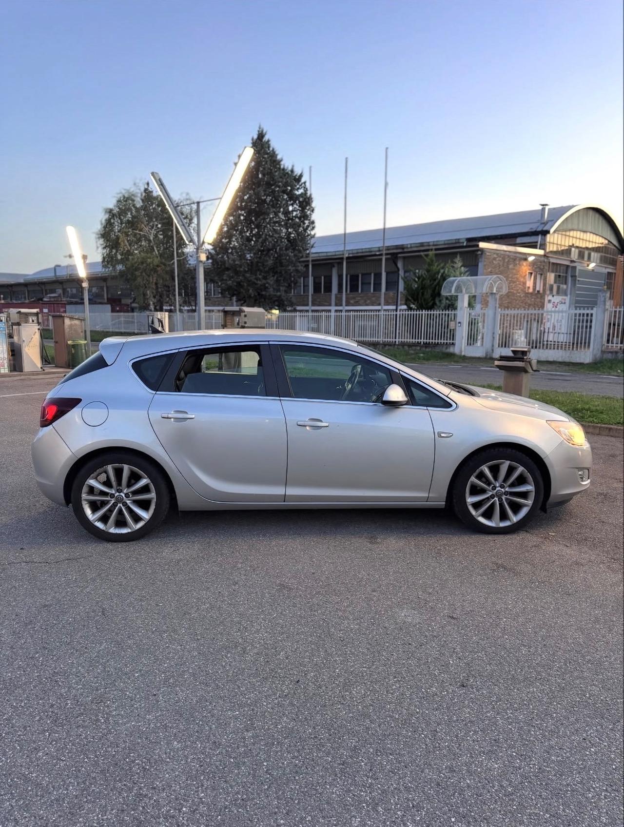 Opel Astra 1.4 Turbo 140CV Sports Tourer aut. Cosmo