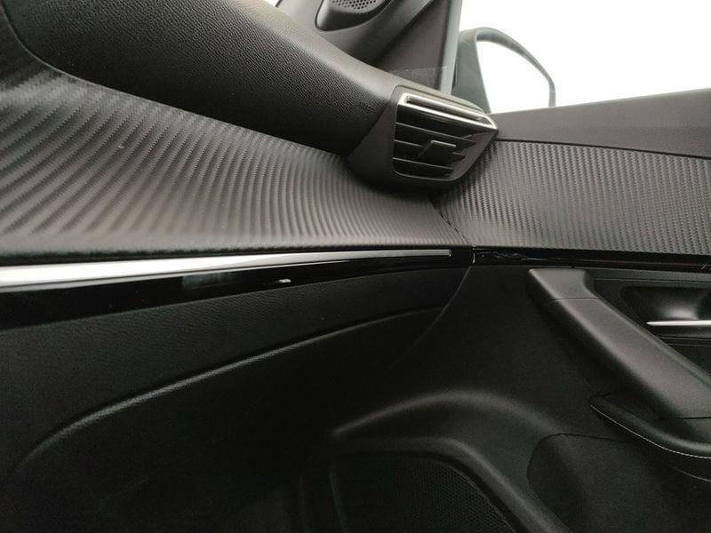 Peugeot 2008 PureTech 130 S&S EAT8 Allure