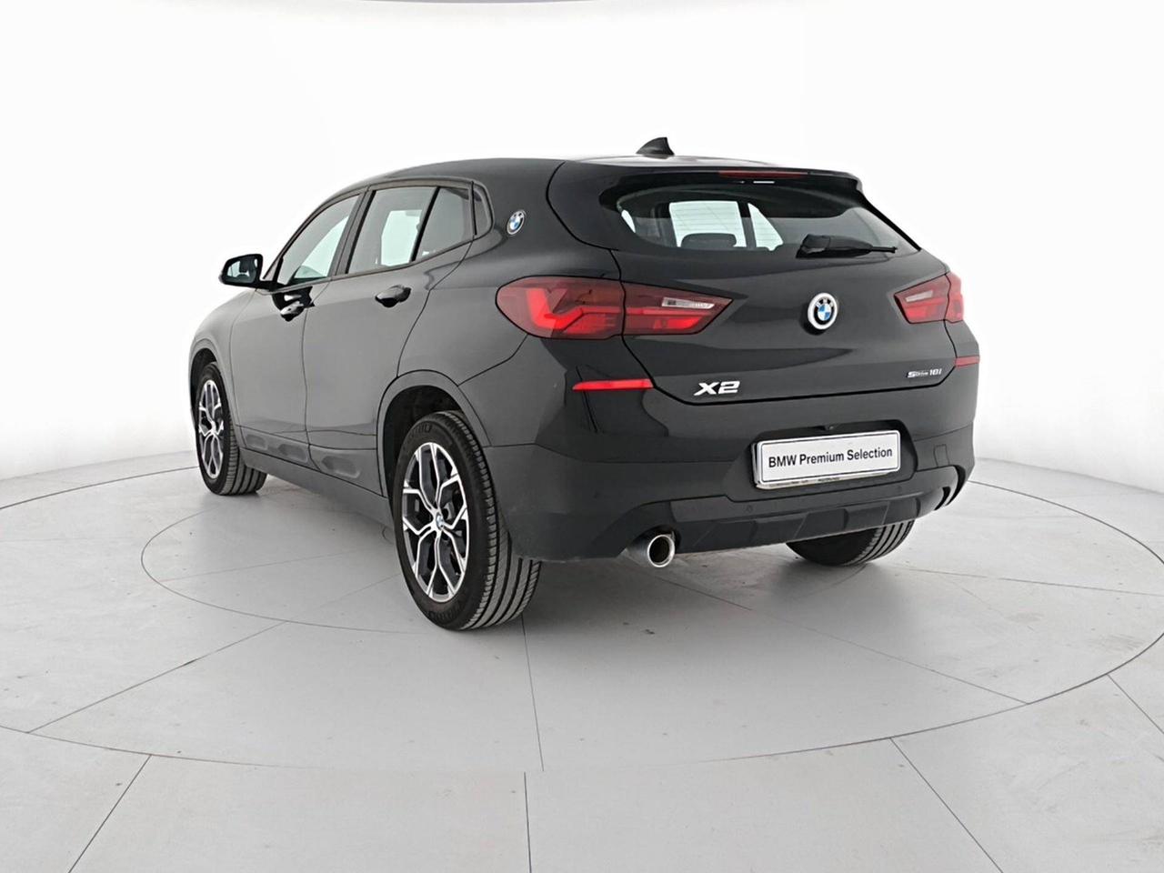 BMW X2 sDrive18i Advantage 136cv