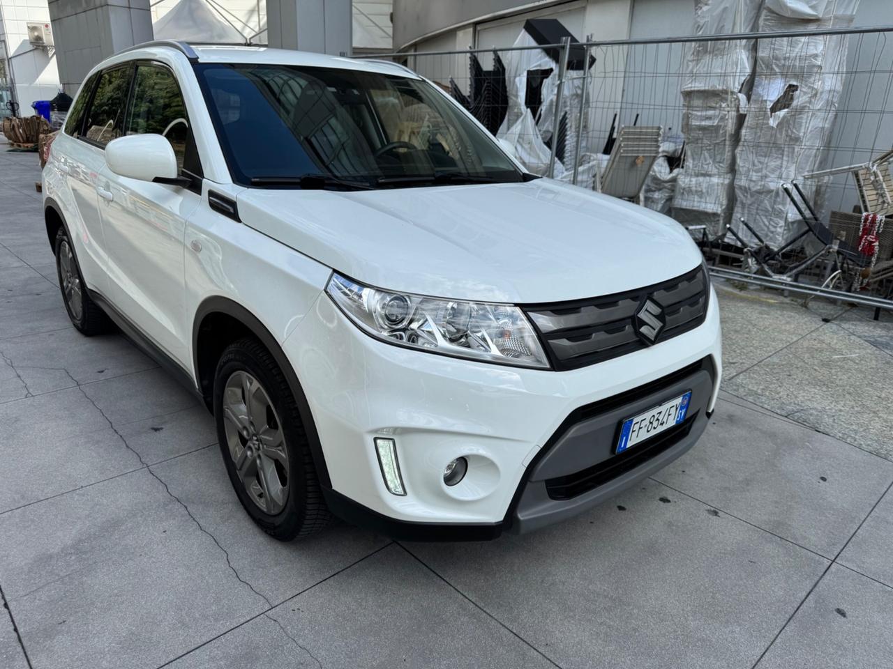 SUZUKI VITARA 1.6 COOL KM 80 MILA