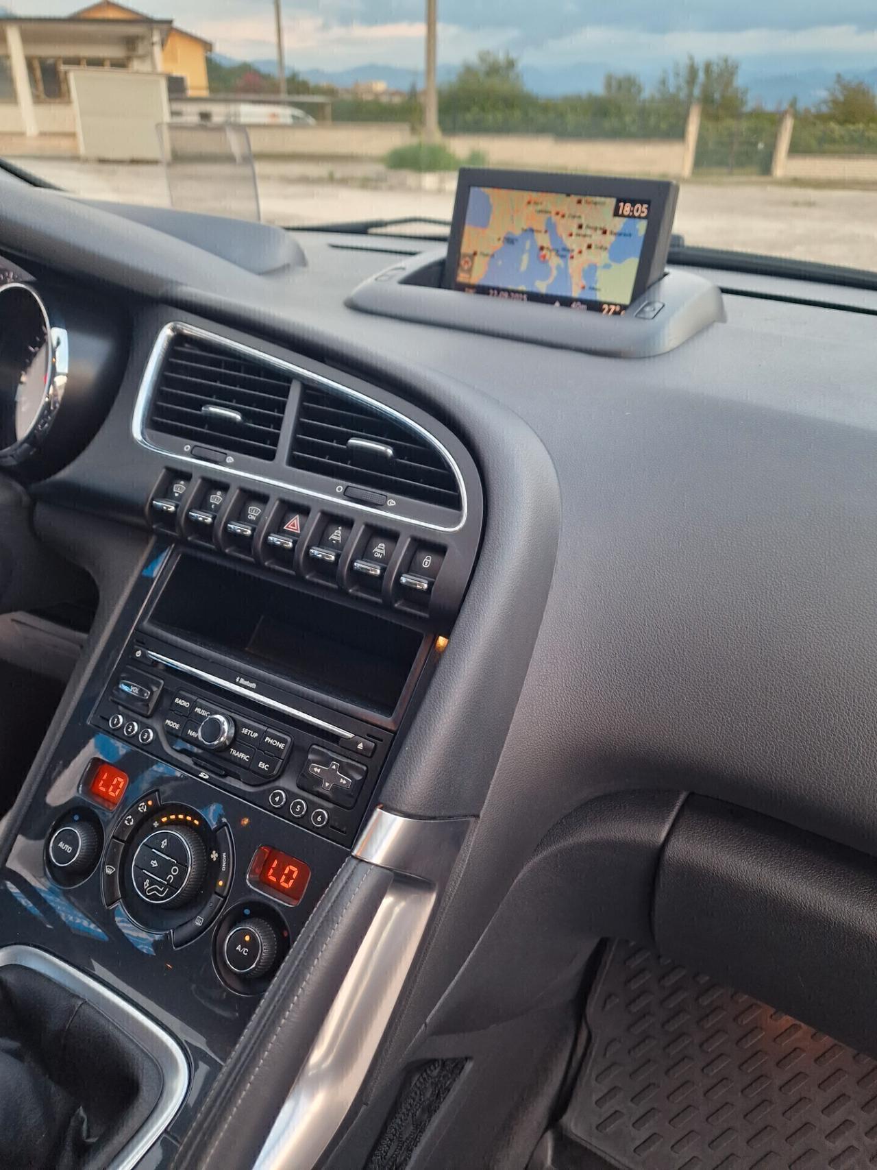 Peugeot 3008 2.0 HDi 150CV Business