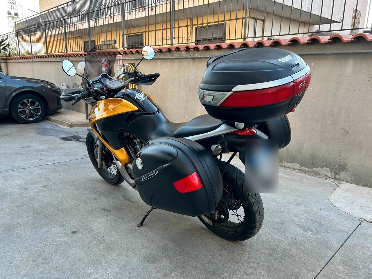 Honda Transalp XL 700 V - 2010