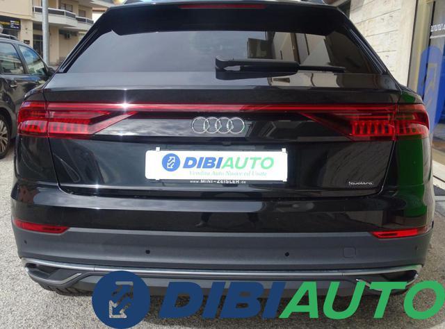 AUDI Q8 55 TFSI e quattro tiptronic