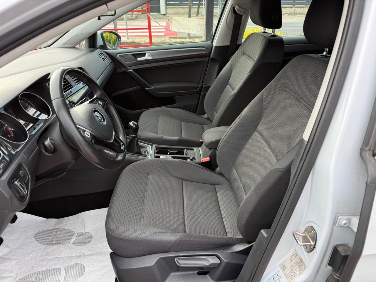 Volkswagen Golf 1.6 TDI 115 CV 5p. Sport NEOPATENTATI