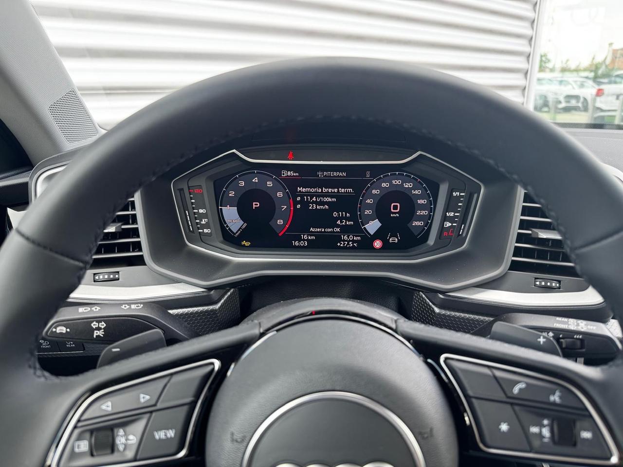 AUDI A1 SPORTBACK 30 TFSI S-TRONIC S LINE EDITION