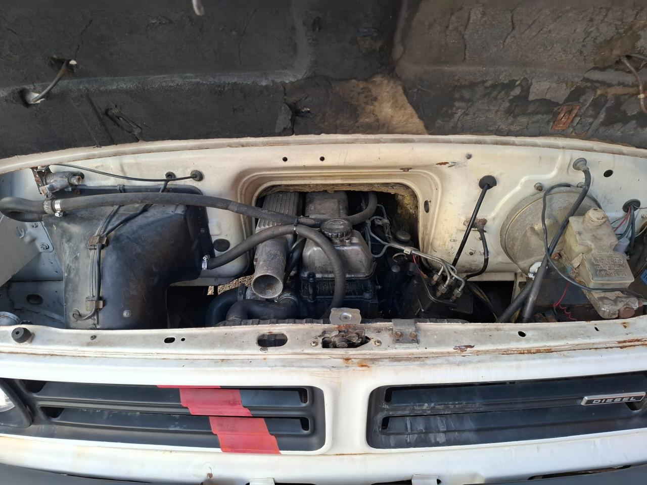 Bedford CF 97 1980 5 marce