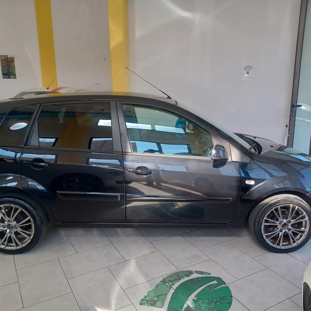 138488 KM NEOPATENATI FIESTA 1.4 TDI OTTIME CONDIZIONI