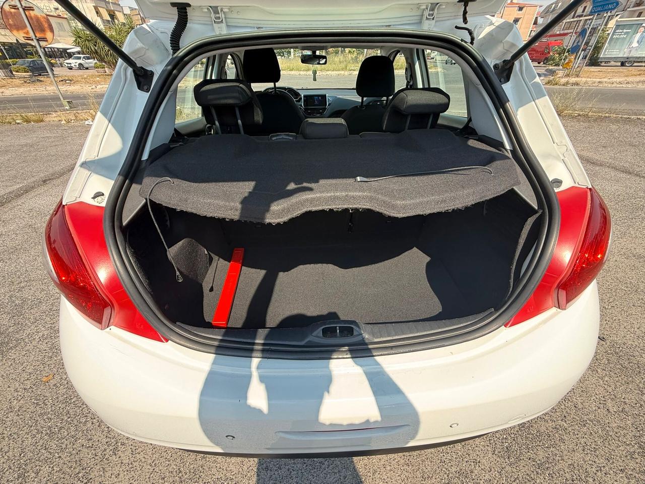 PEUGEOT 208 5PORTE 1.2VTI BENZINA 82CV 90MILAKM