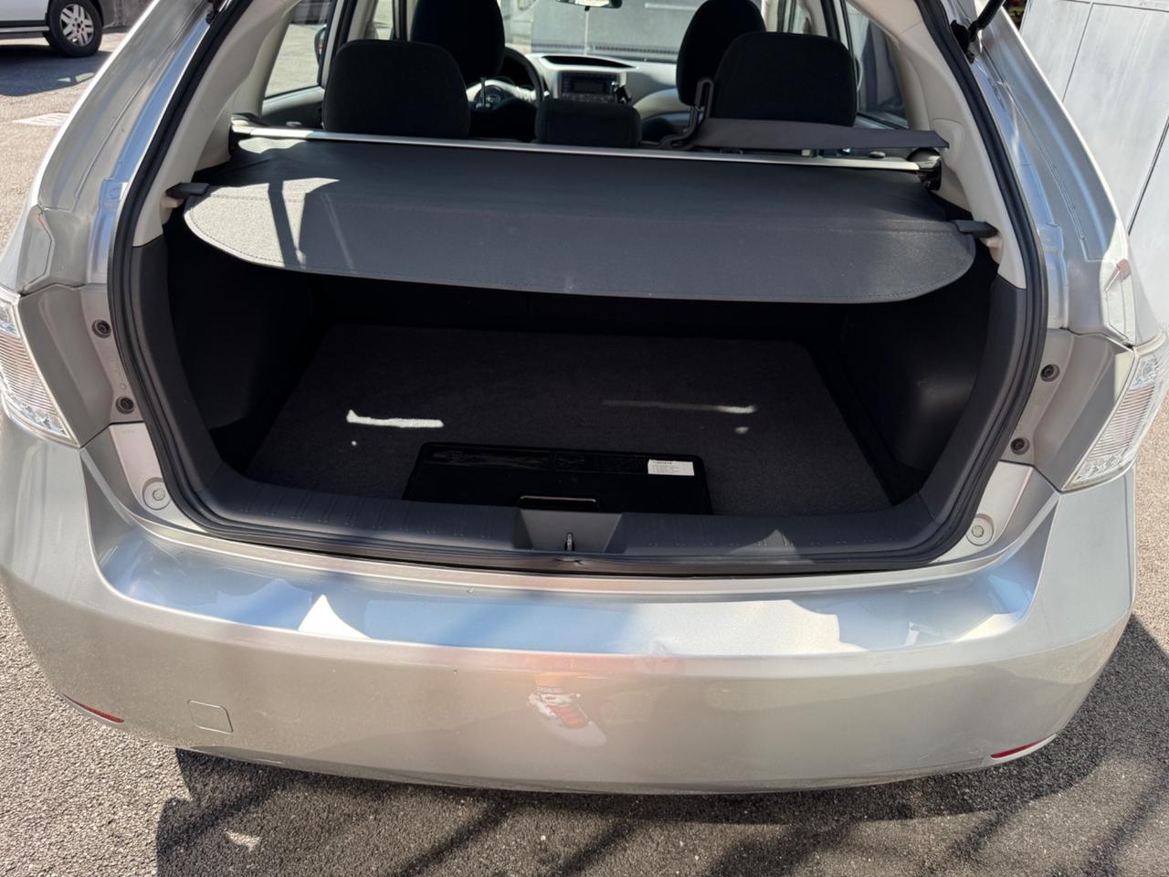 Subaru Impreza 1.5R PW