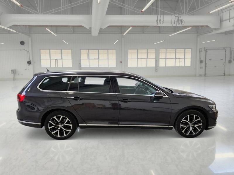 VOLKSWAGEN PASSAT VARIANT 2.0 TDI SCR EVO 110kW Executive BMT