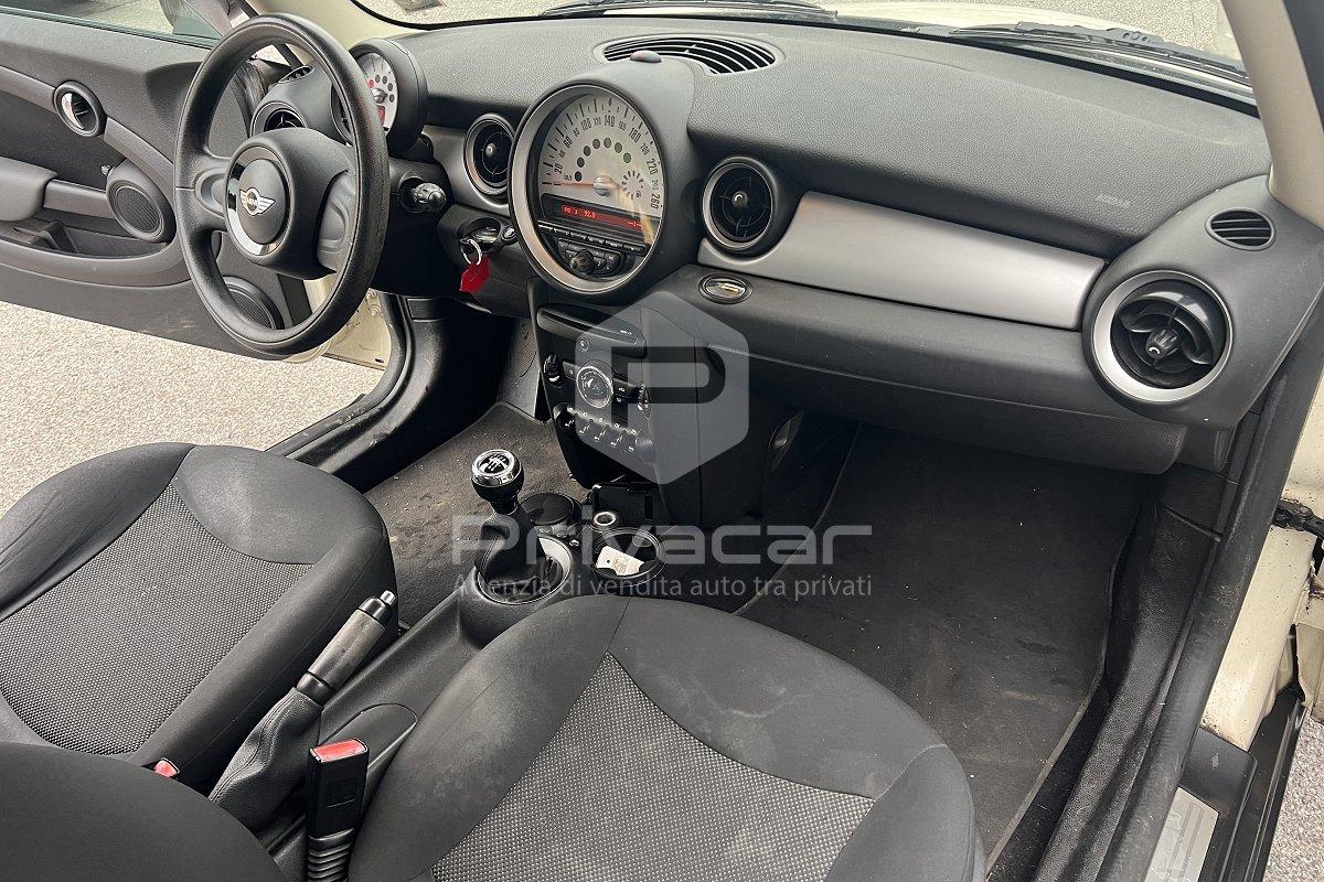 MINI Mini 1.6 16V One (55kW)