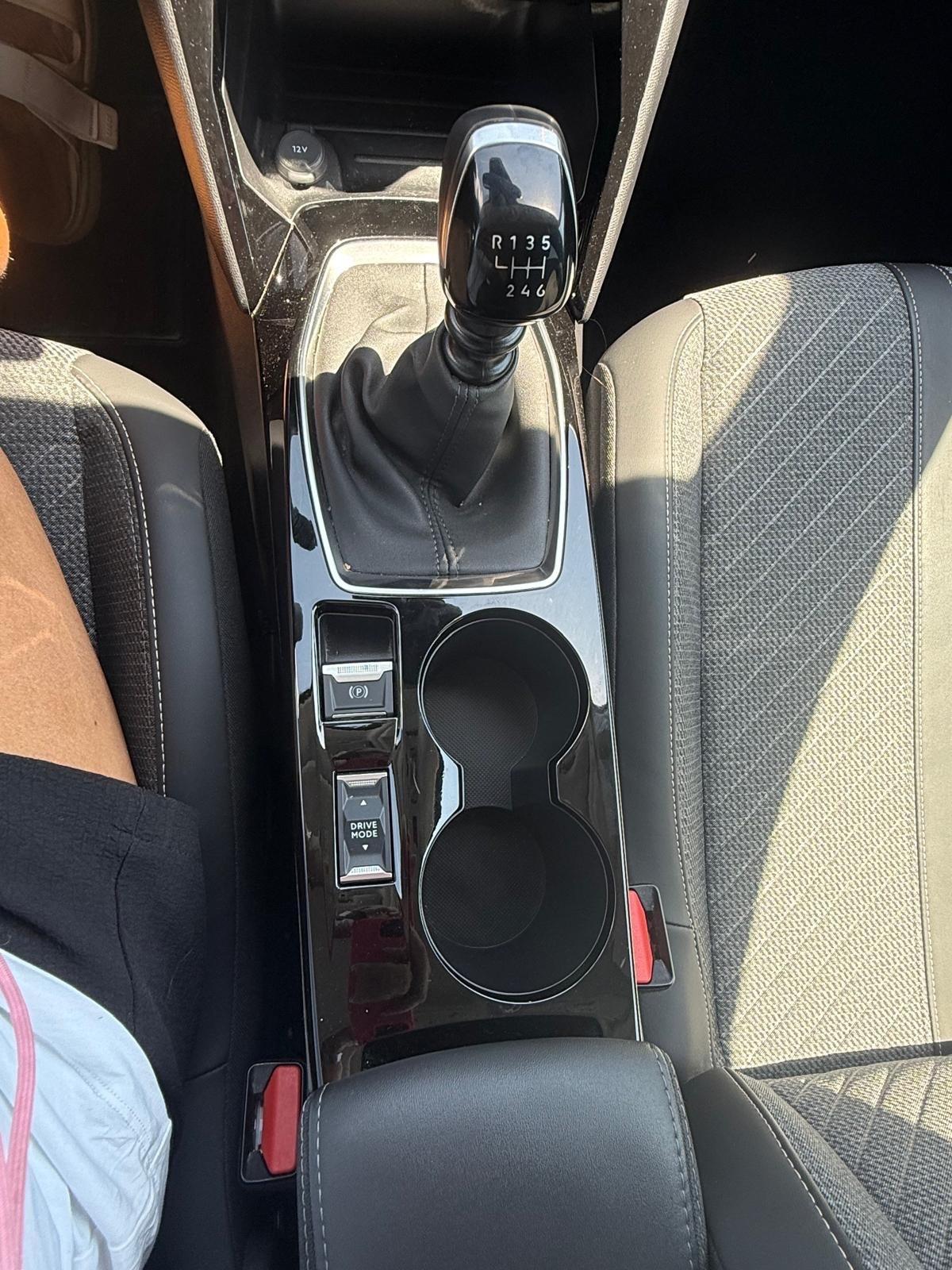 Peugeot 208 PureTech 100 Stop&Start 5 porte Style