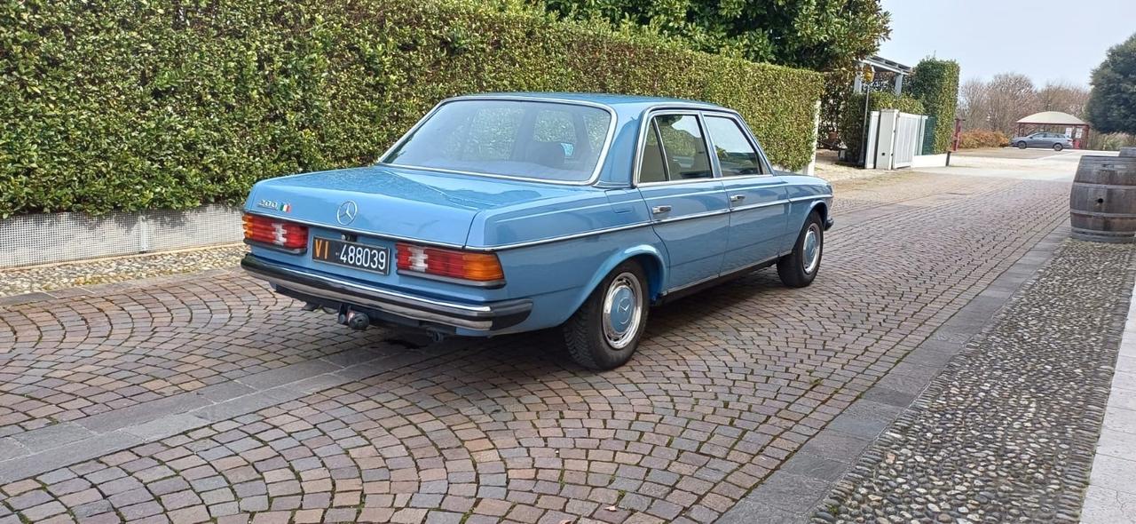 Mercedes-benz 200 Benzină e GPL