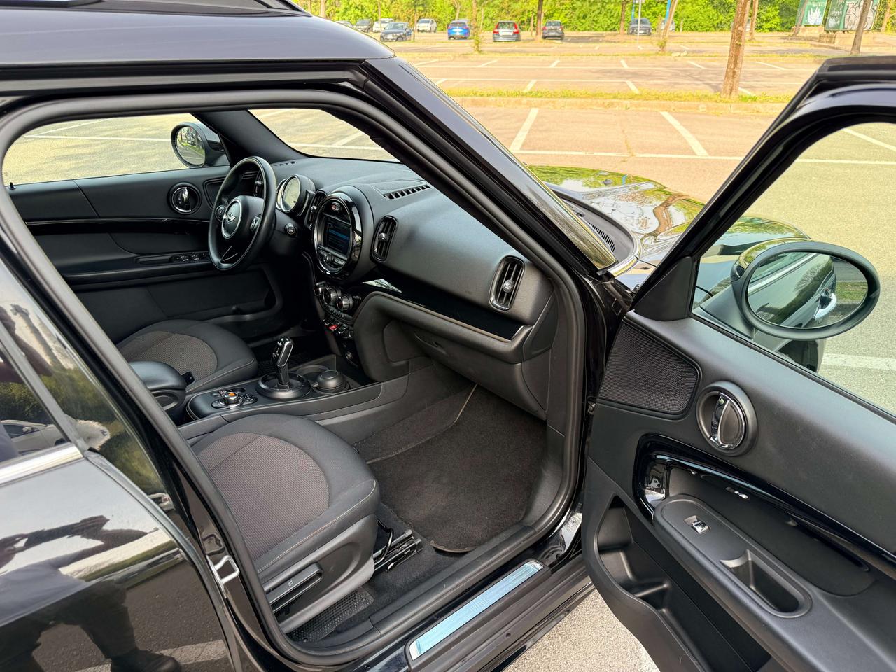 MINI One D Countryman 1.5 Hype Automatica 116cv NEOPATENTATI