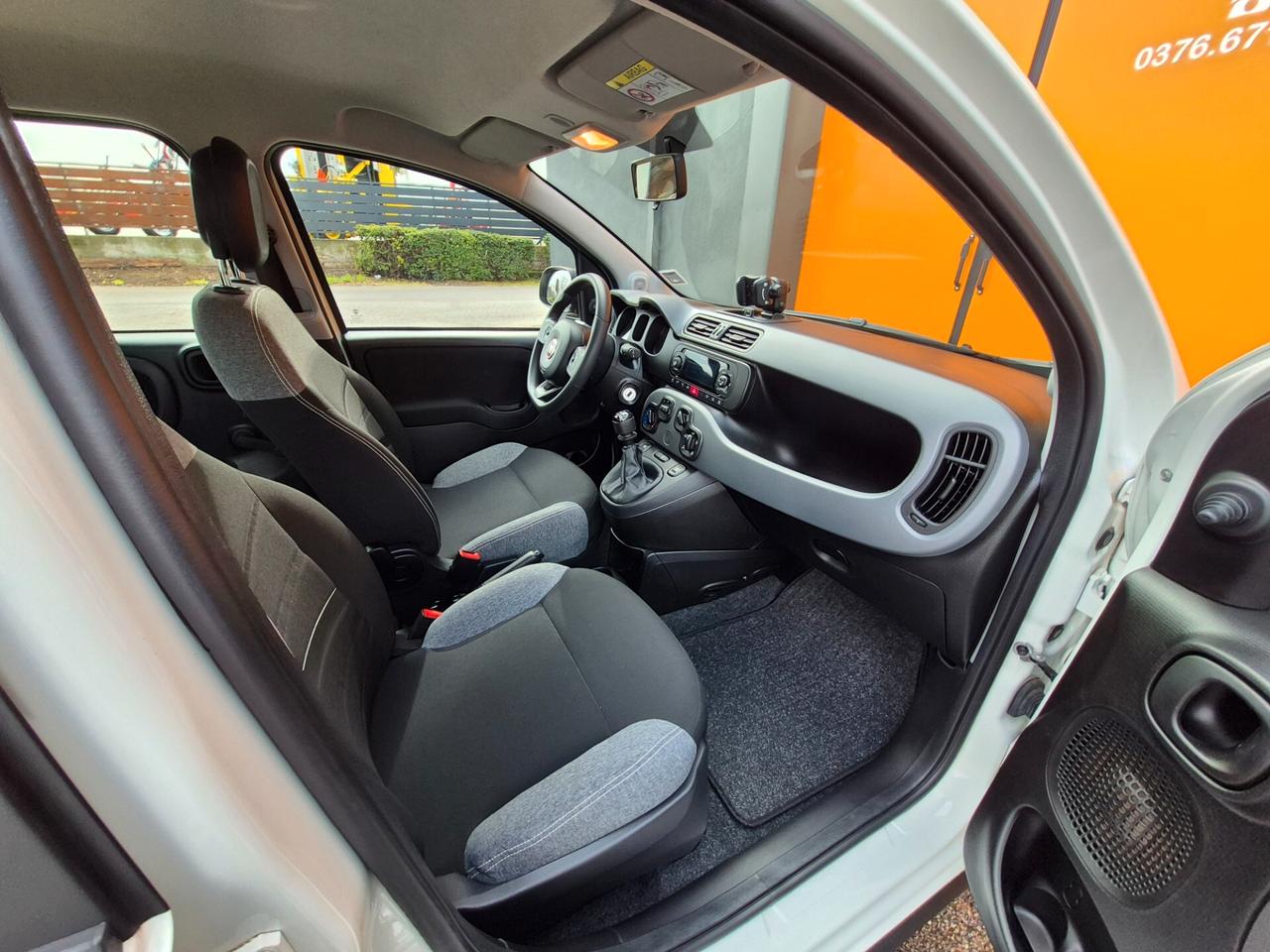 Fiat Panda 1.0 Hybrid 5 POSTI