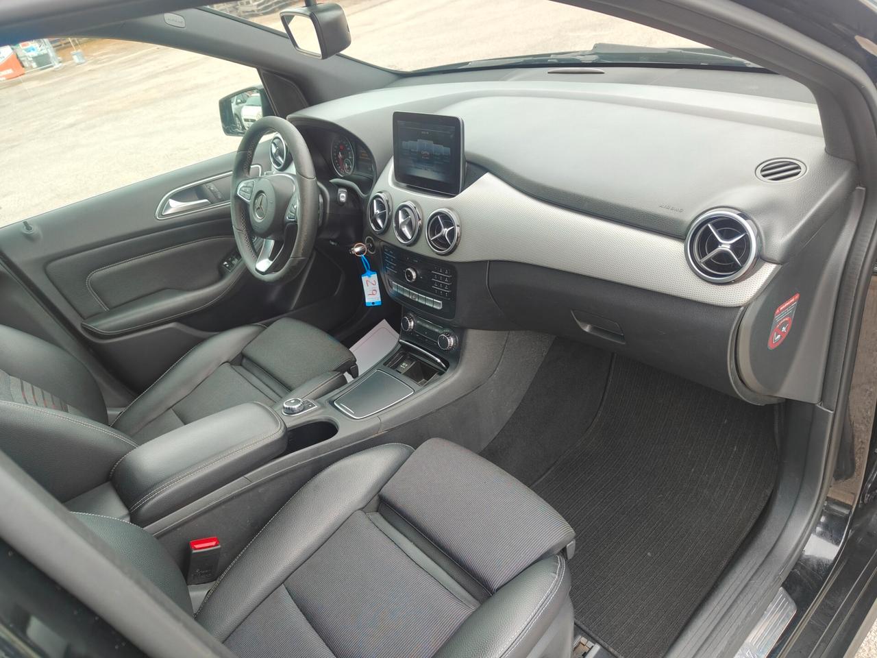 Mercedes-benz B 200 d Automatic Premium