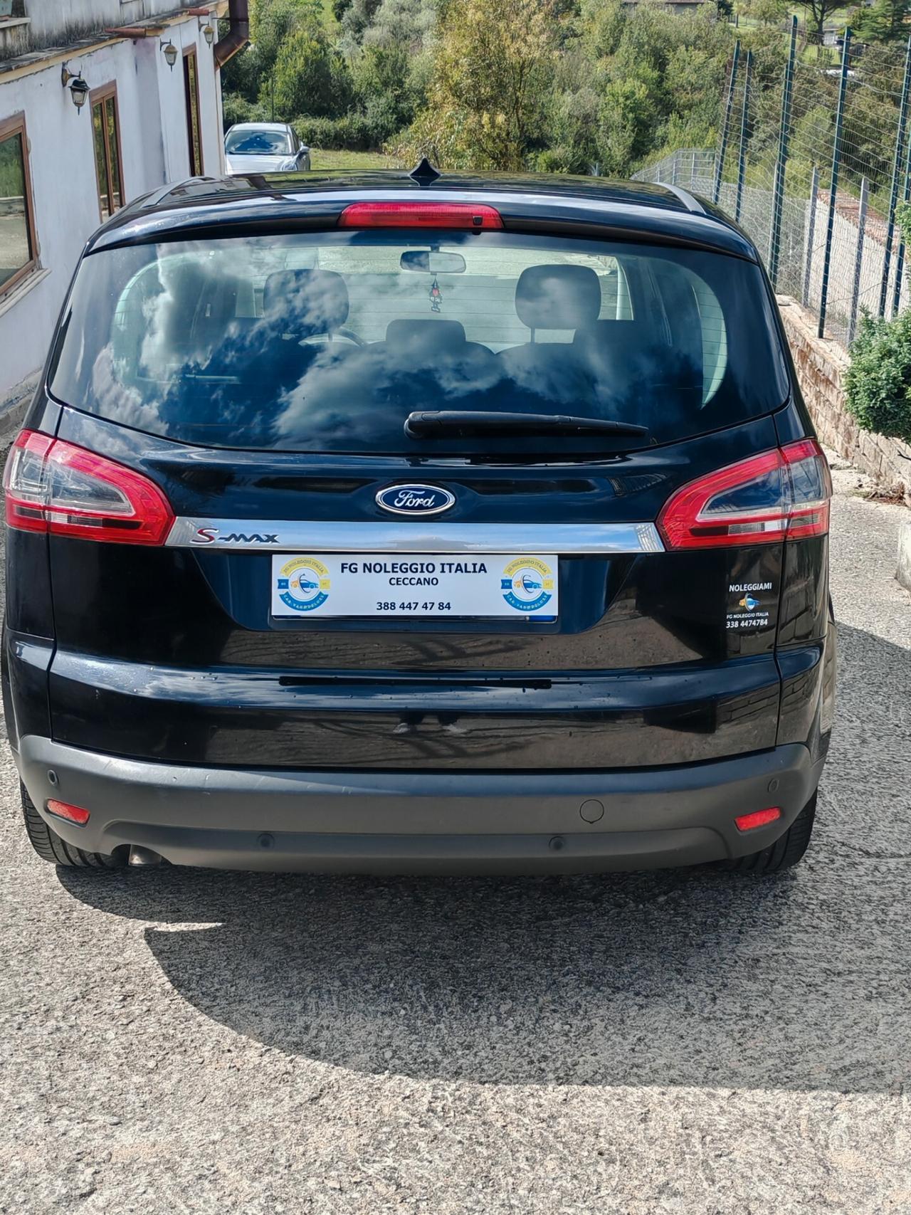 Ford S-Max 2.0 TDCi 140CV Powershift 7 posti Business Nav