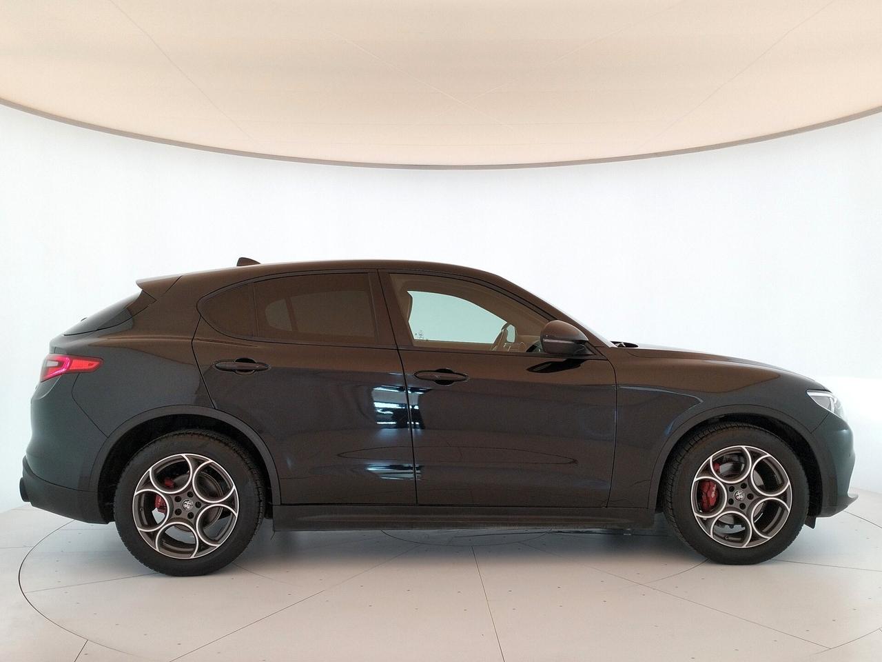 Alfa Romeo Stelvio 2.2 Turbodiesel 160 CV AT8 RWD Super Business