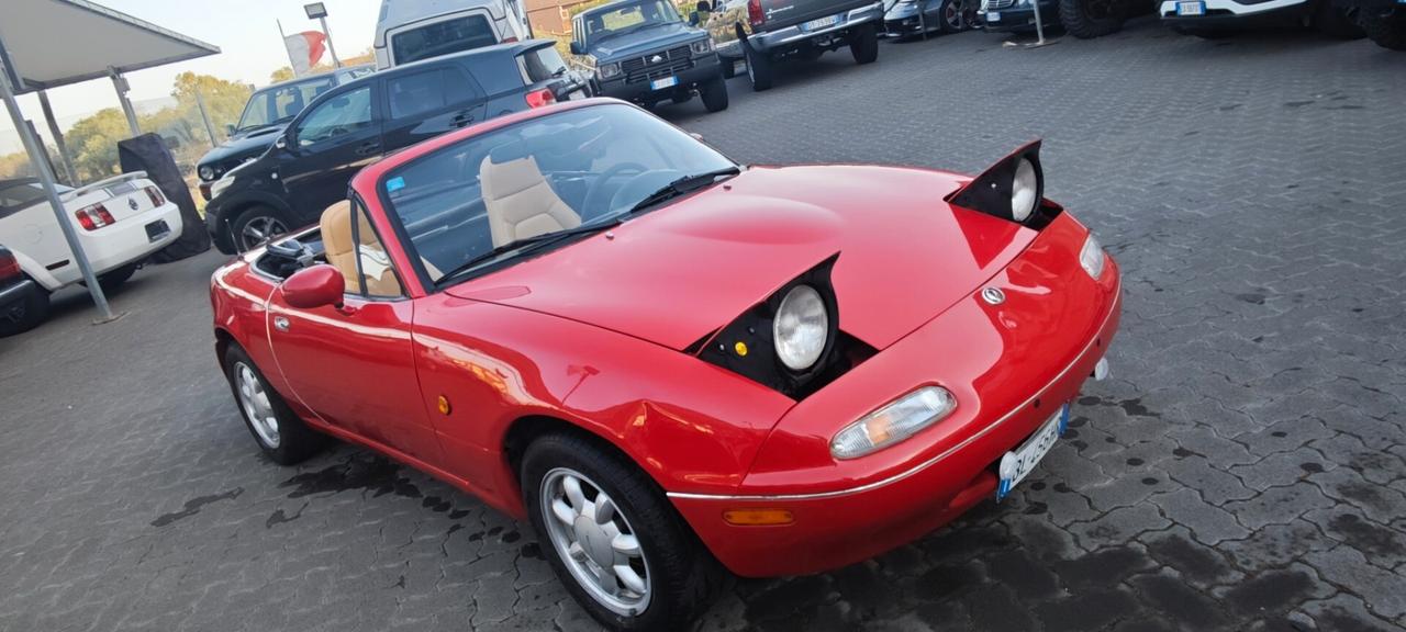 Mazda MX-5 1.6i 16V cat