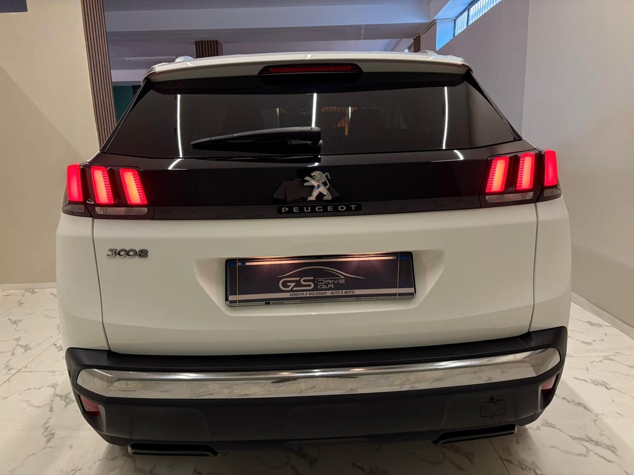 Peugeot 3008 BlueHDi 130 S&S EAT8 Allure