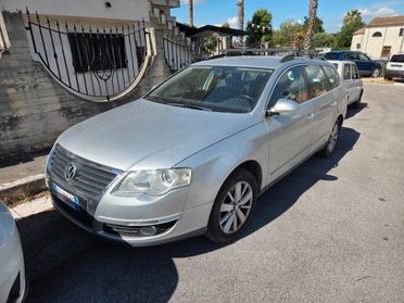 Volkswagen Passat 1.4 16V TSI Comf. EcoFuel DSG - LEGGI
