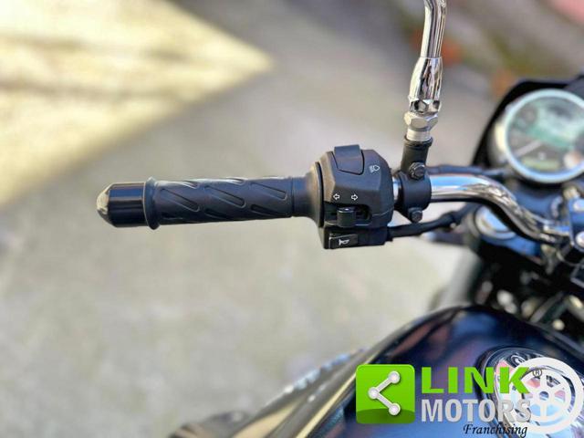 MOTO GUZZI V7 I STONE 12 MESI GARANZIA