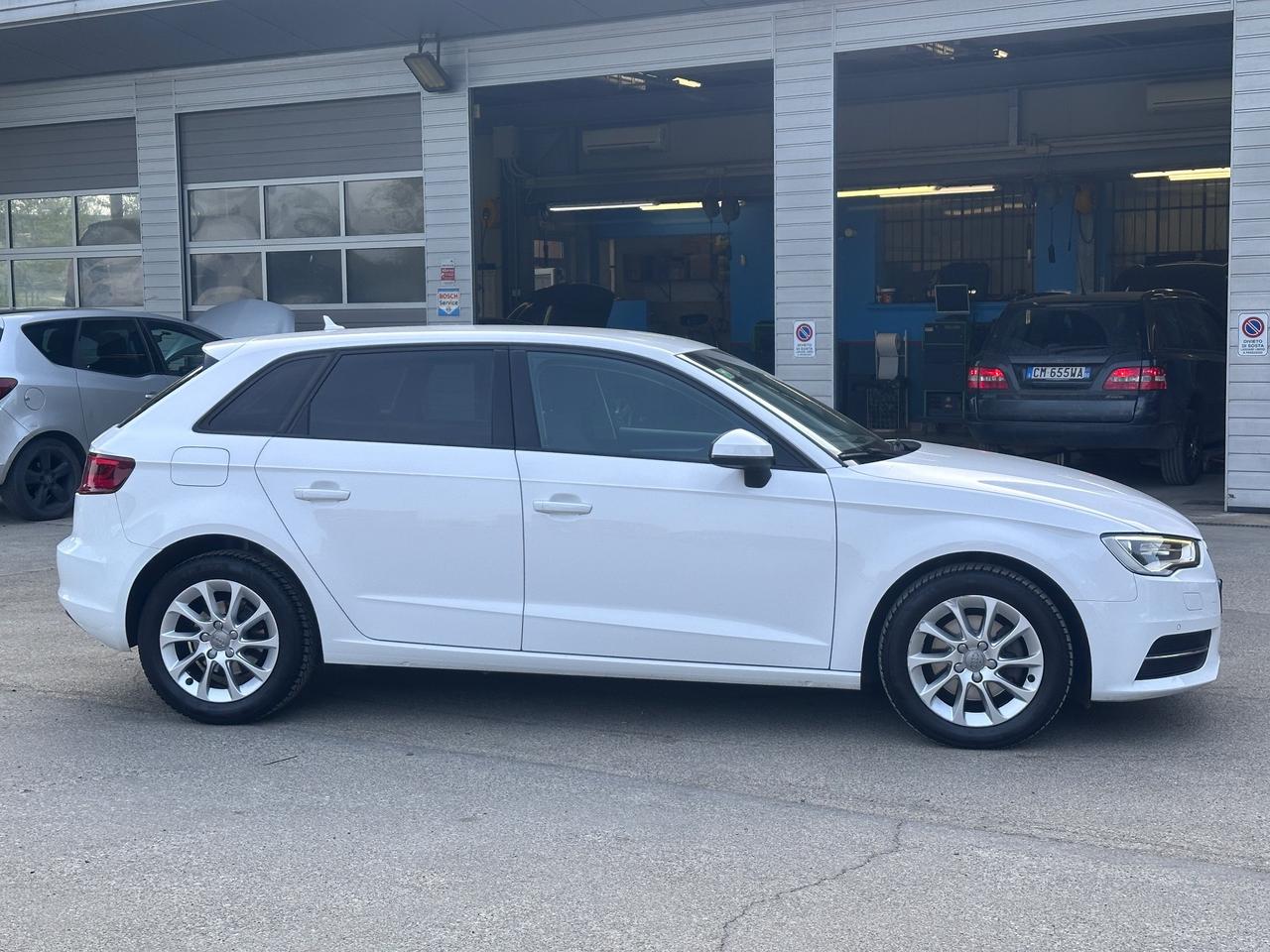 Audi A3 1.6 TDI clean diesel Ambition