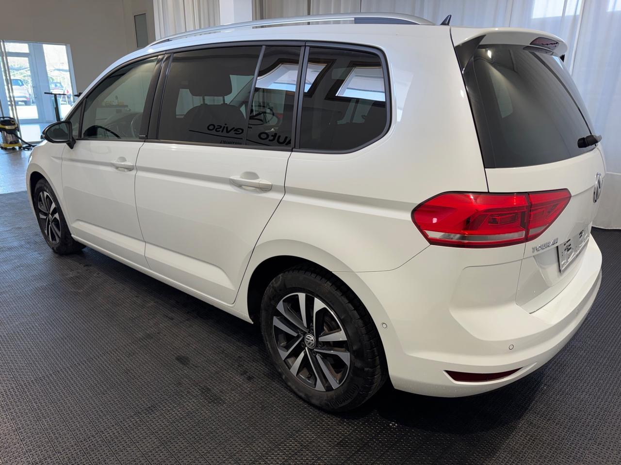 Volkswagen Touran 2.0 TDI 150 CV SCR DSG Executive 7 POSTI !!