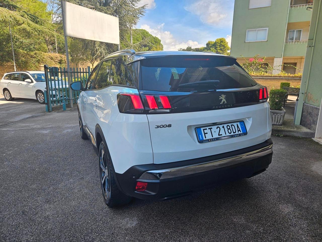 Peugeot 3008 BlueHDi 130 S&S Allure