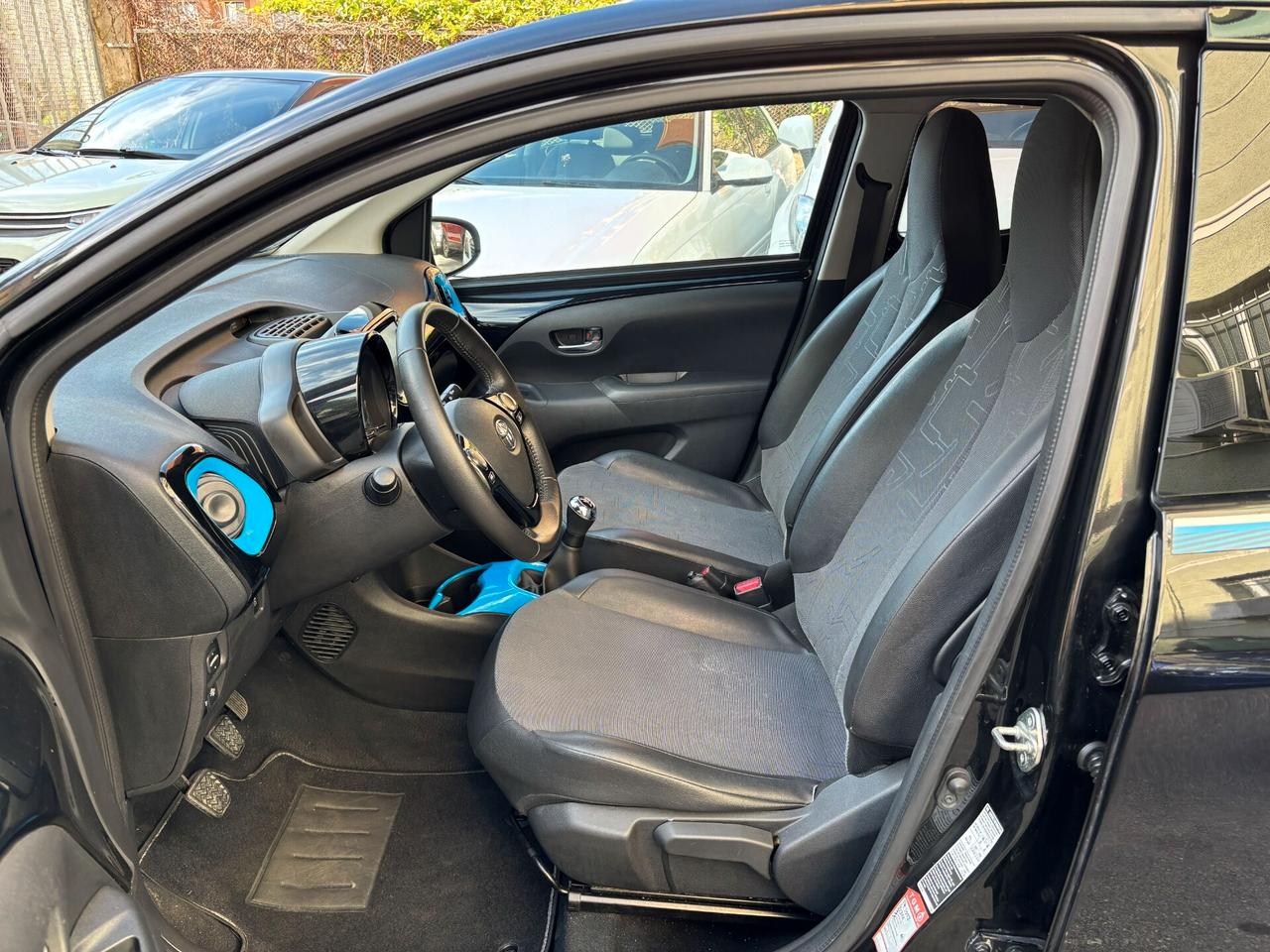 Toyota Aygo 1.0 VVT-i 72 CV 5 porte x-cite PREZZO REALE