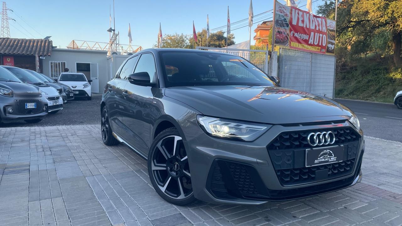 Audi A1 SPORTBACK| S-LINE| 116CV |LUCI AMBIENTE |RETROCAMERA |CERCHI 18'' | PELLE| PRONTA CONSEGNA|