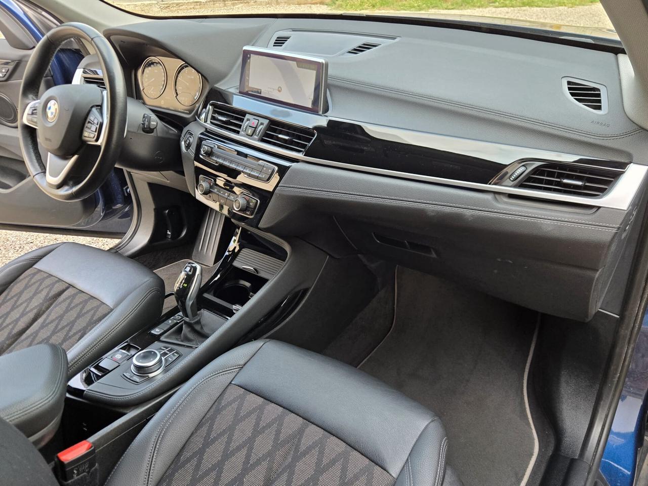 Bmw X1 sDrive20d xLine Plus con gancio traino