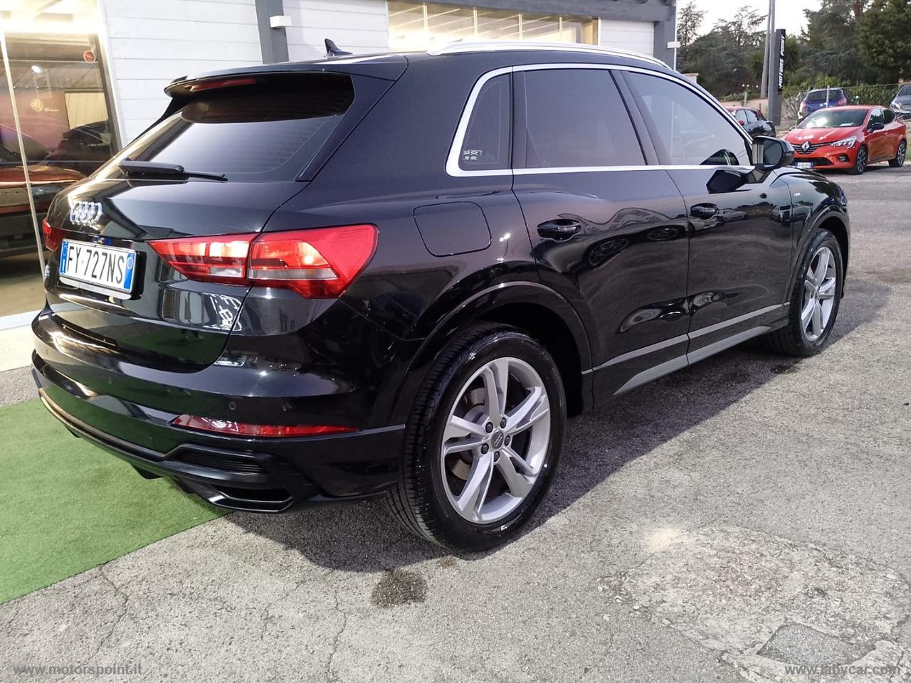 AUDI Q3 35 TDI S tronic S line edition