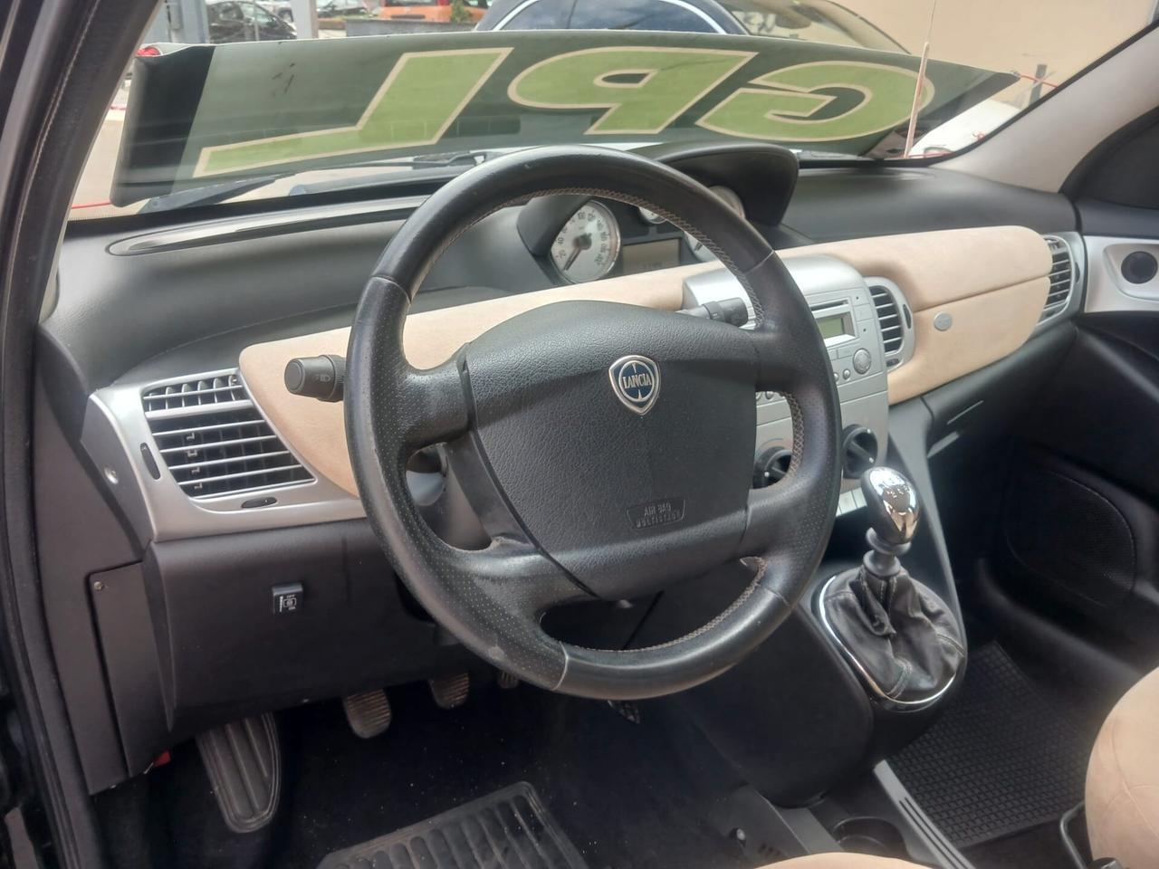 Lancia Ypsilon 1,4 GPL ECOCHIC Provenienza Nord Italia