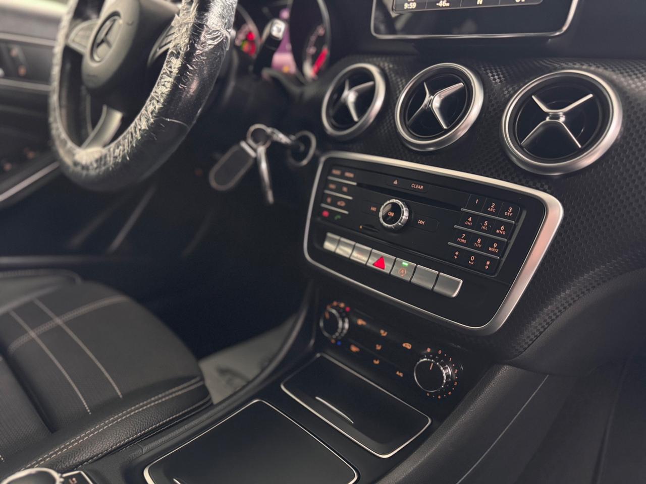 Mercedes-benz A 200 d Automatic Premium