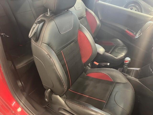 Peugeot 208 1.6 THP 200 CV 3 porte GTi