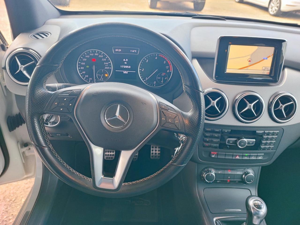 Mercedes-benz B 180 CDI BlueEFFICIENCY Premium