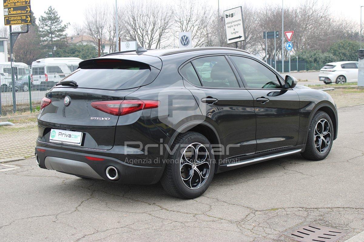 ALFA ROMEO Stelvio 2.2 Turbodiesel 180 CV AT8 RWD Executive