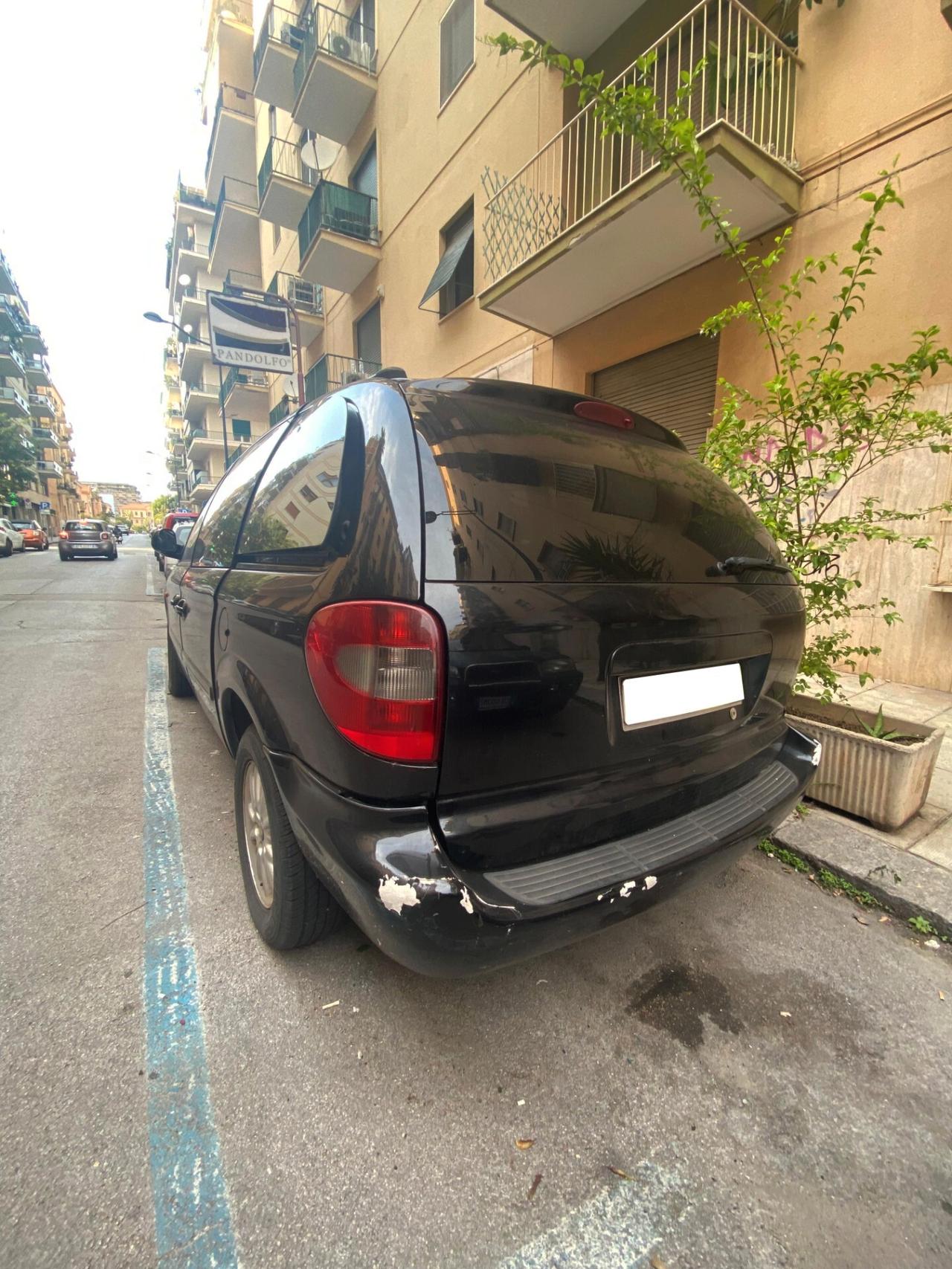 Chrysler Voyager Grand 2.8 CRD cat Limited Auto