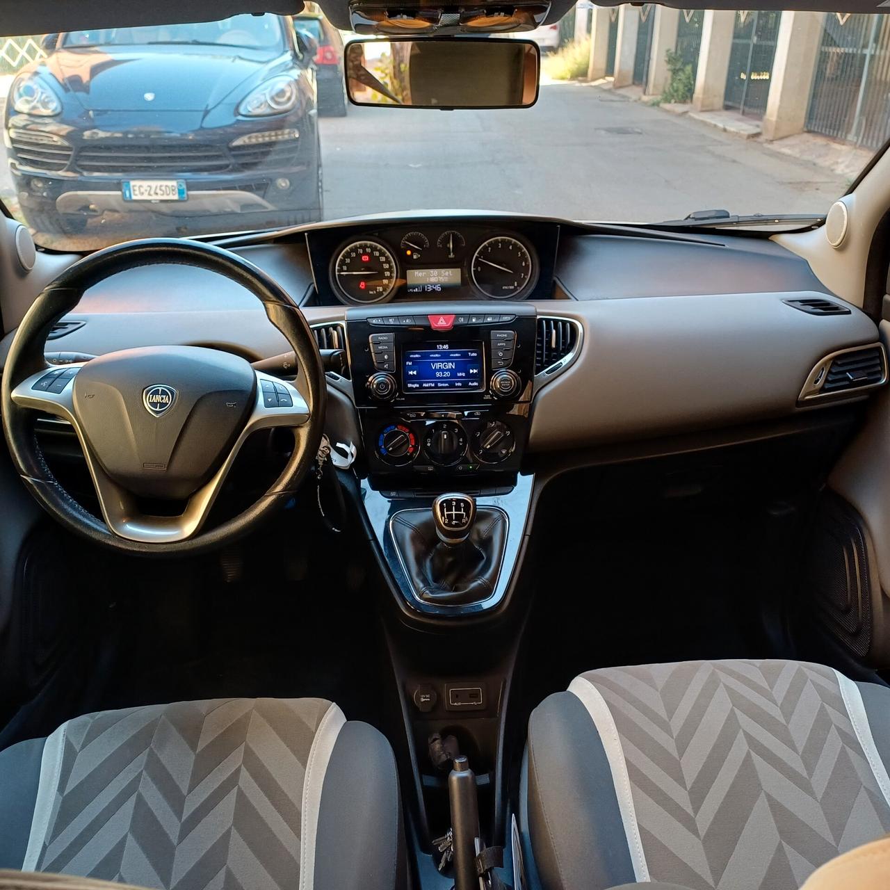 Lancia Ypsilon 1.2 69 CV 5 porte GPL