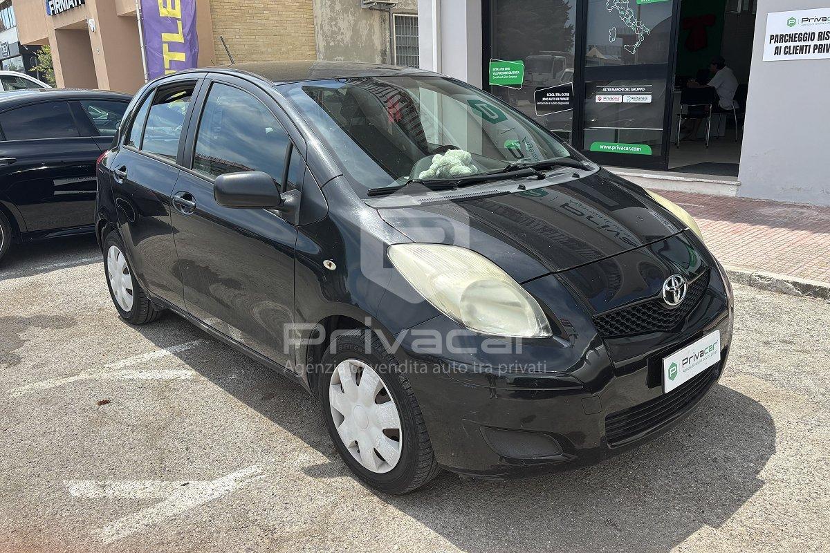 TOYOTA Yaris 1.0 5 porte Sol