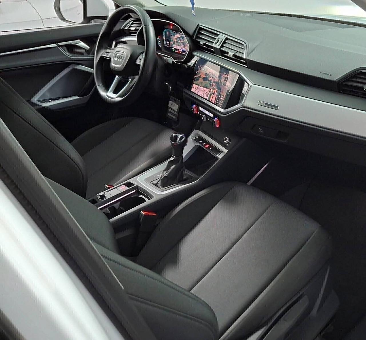 Audi Q3 35 TDI S tronic 2.0diesel 150cv uniproprietario