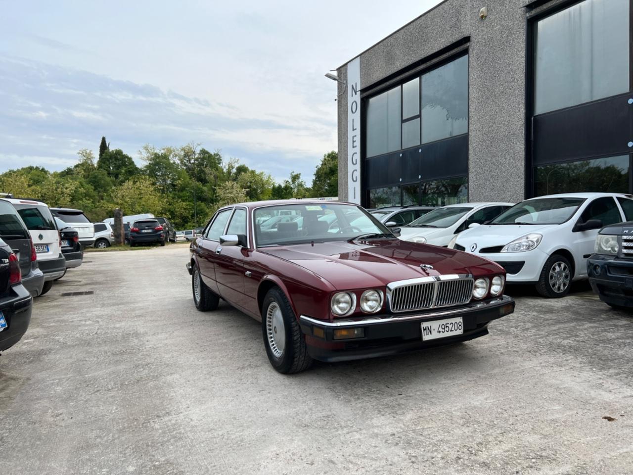 Jaguar XJ XJ6 4.0