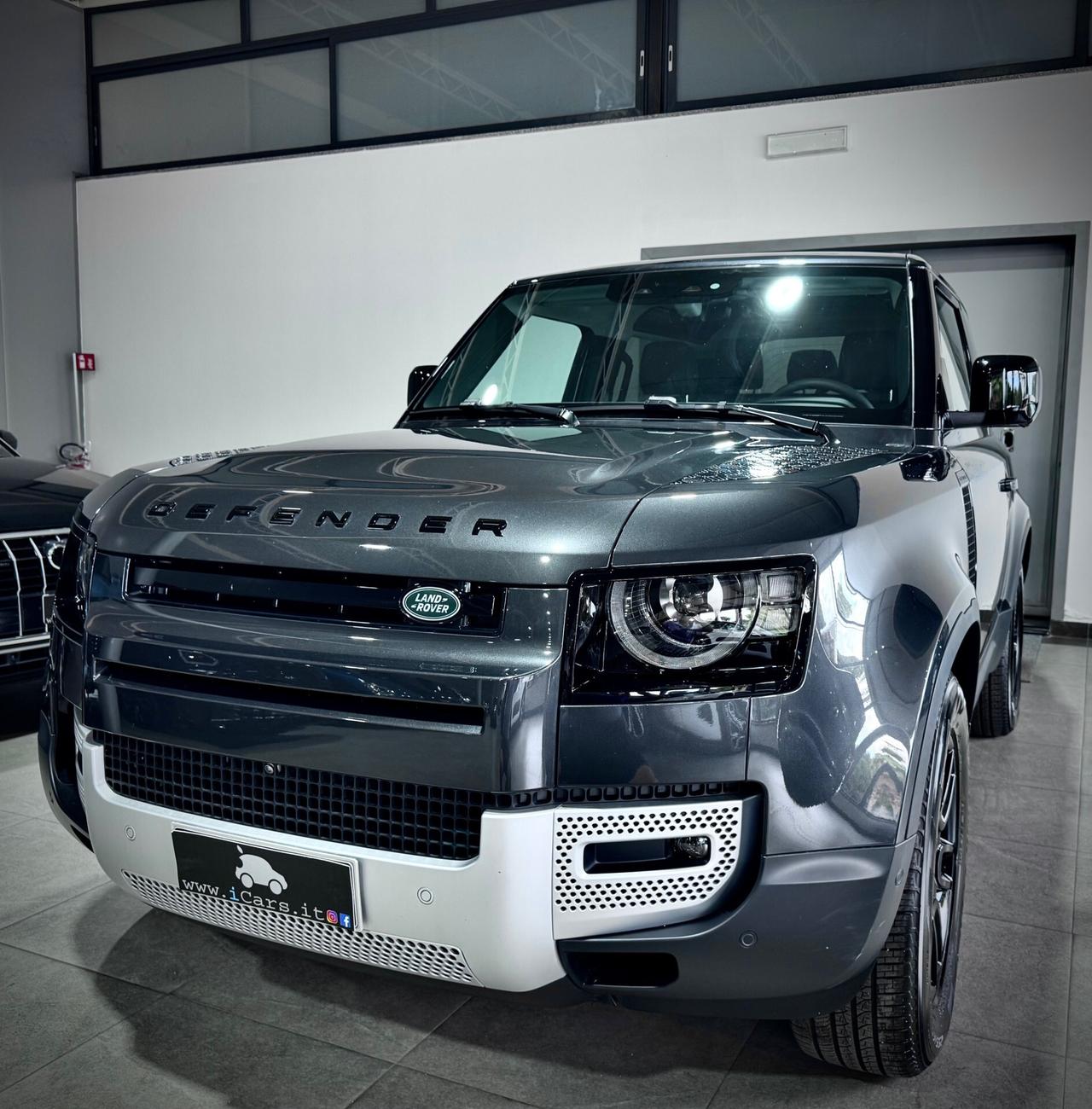 Land Rover Defender 90 3.0d i6 200CV Mhev X-Dynamic S Carpatian Grey