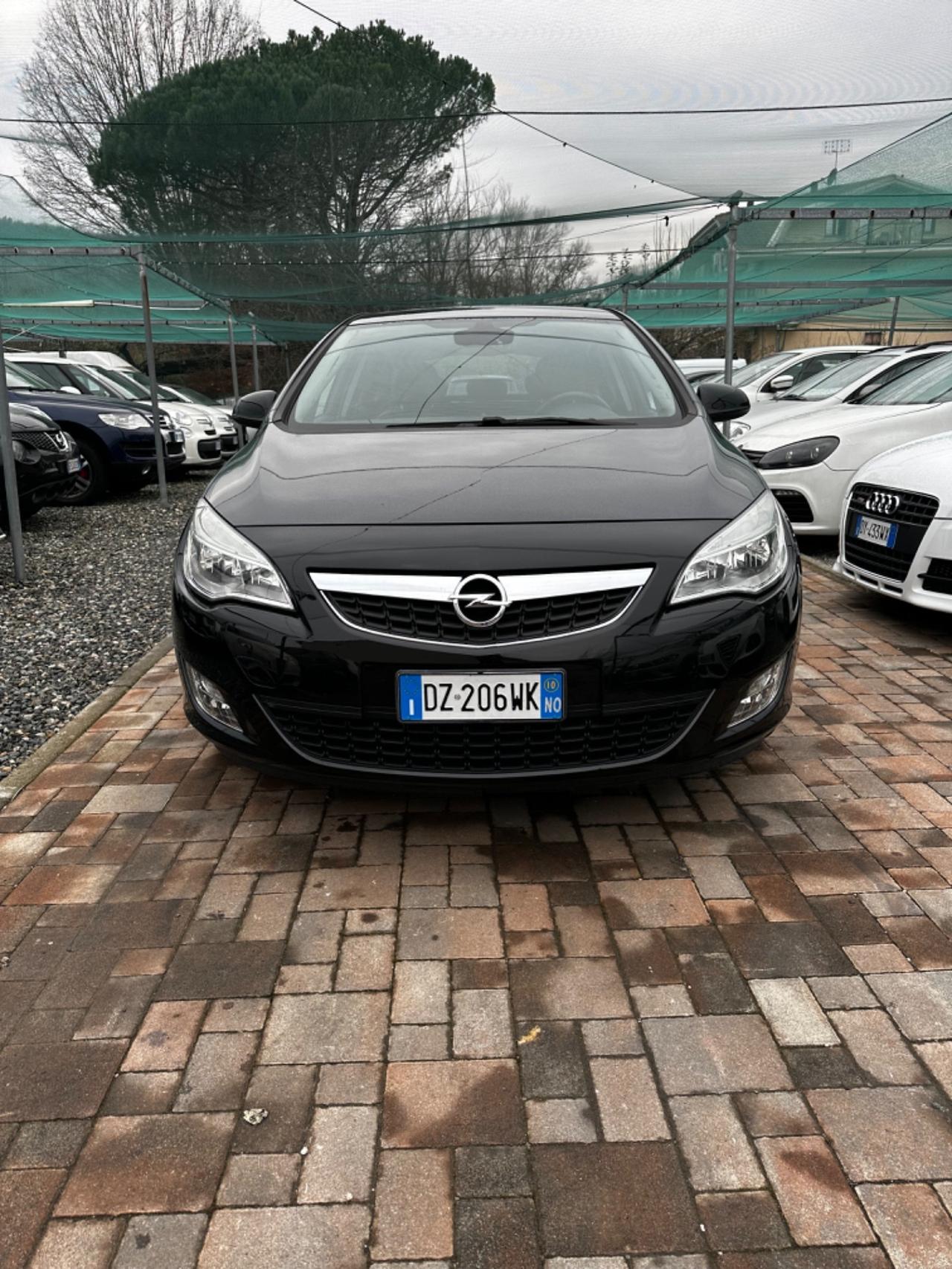 Opel Astra 1.4 Turbo 140CV 5 porte Cosmo