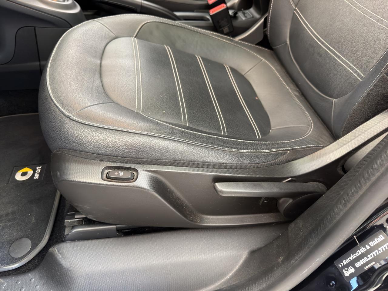 Smart forfour 1.0 Prime 71cv - Unipro - Promo Finanziamento - Schermo - Retrocamera - Tetto panoramico - Sedili riscaldatili