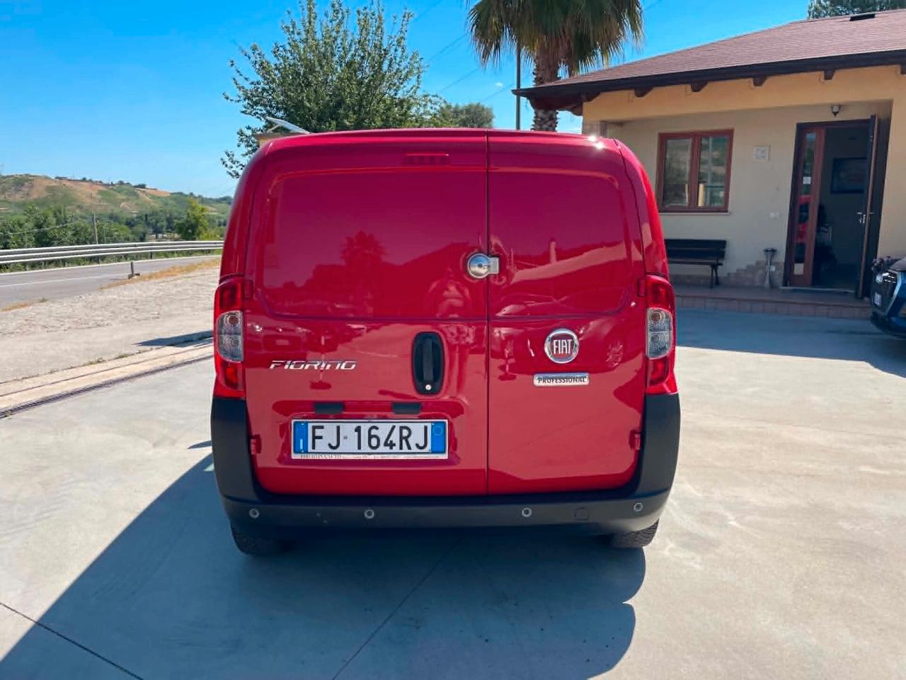 Fiat Fiorino 1.3 MJT 95CV Cargo Adventure