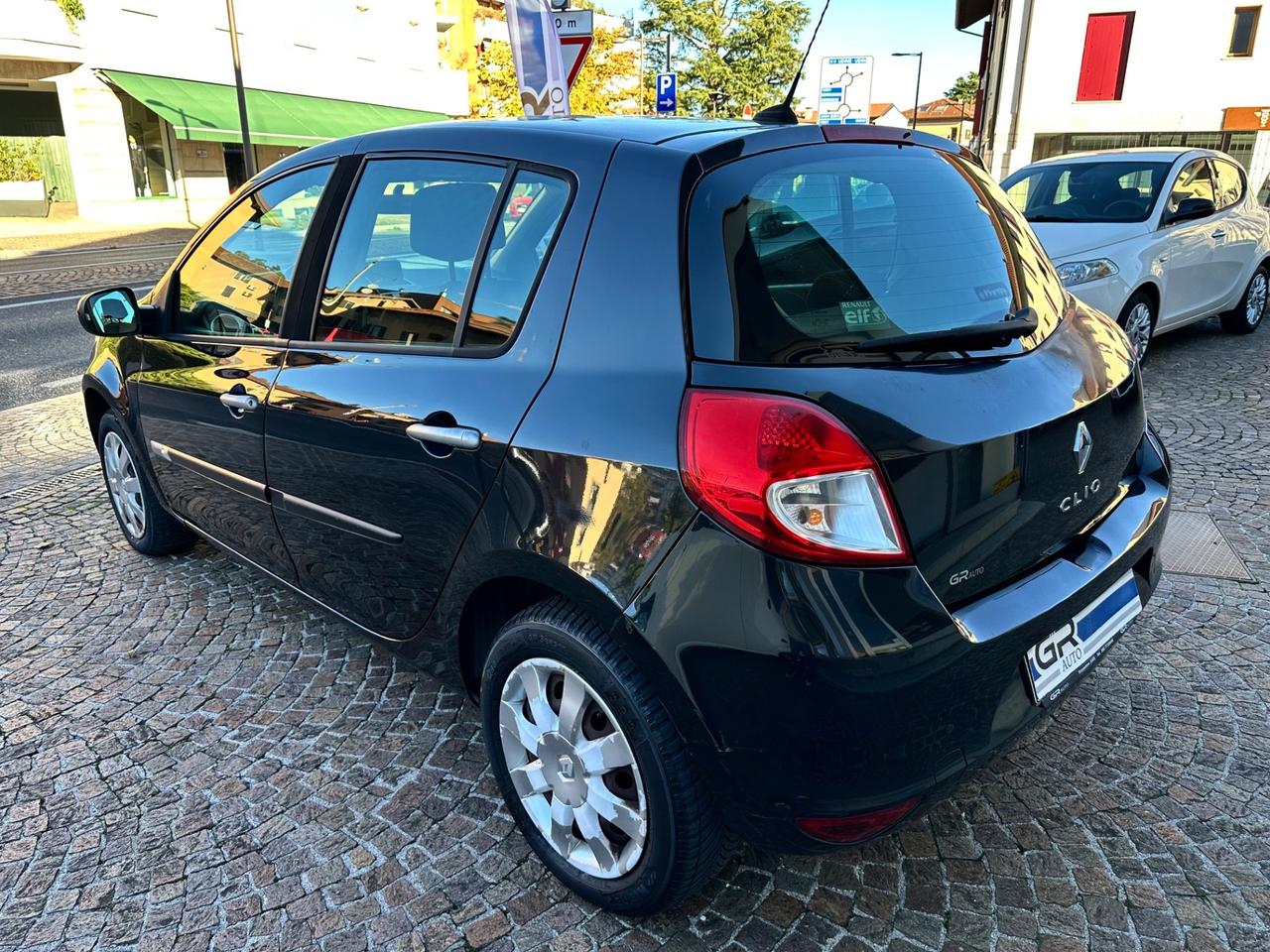 Renault Clio 1.2Bz 75Cv 5P Dynamique - Neopatentati