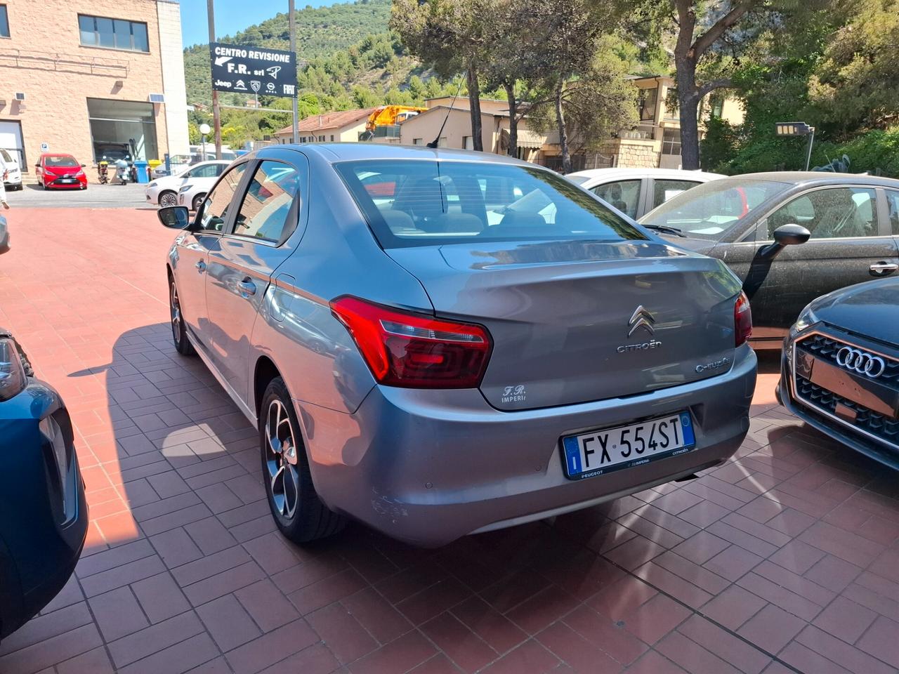 Citroen C-Elysee BlueHDi 100 Shine